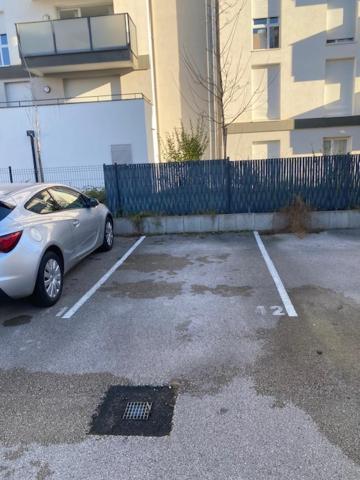 Le Corbeau Et Le Homard, Un Vrai Havre De Paix Lägenhet Dijon Exteriör bild